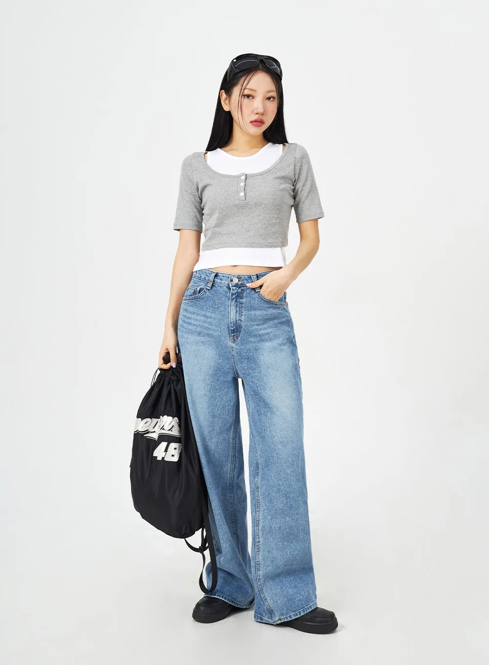 Mid-Wash Bootcut Jeans CM323
