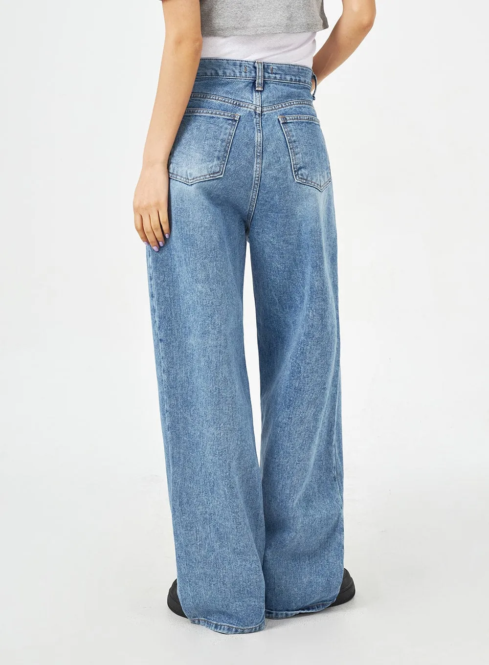 Mid-Wash Bootcut Jeans CM323